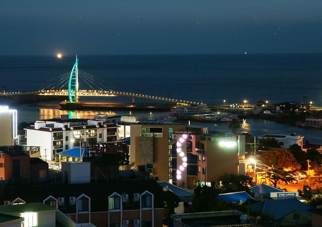 Iris Hotel Seogwipo Ngoại thất bức ảnh
