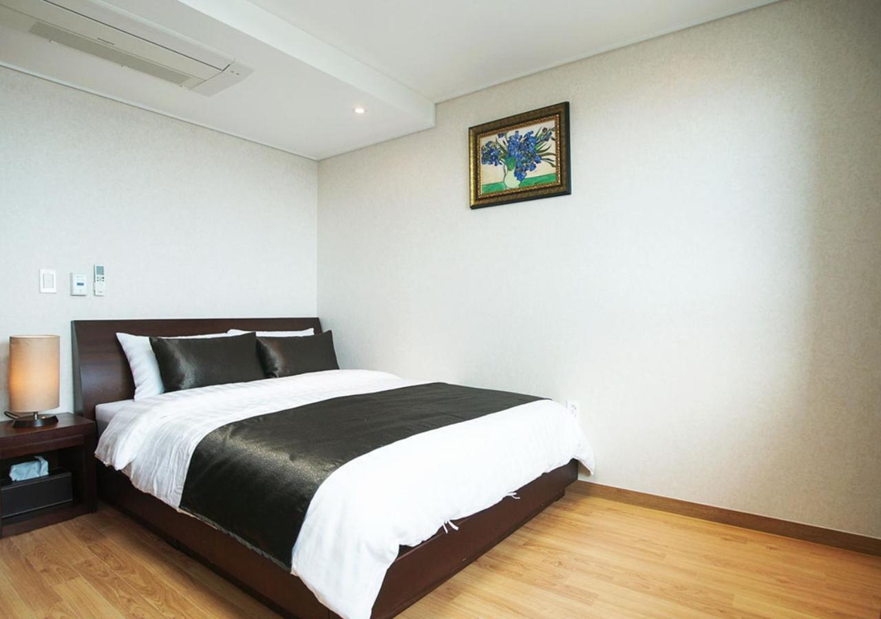 Iris Hotel Seogwipo Ngoại thất bức ảnh